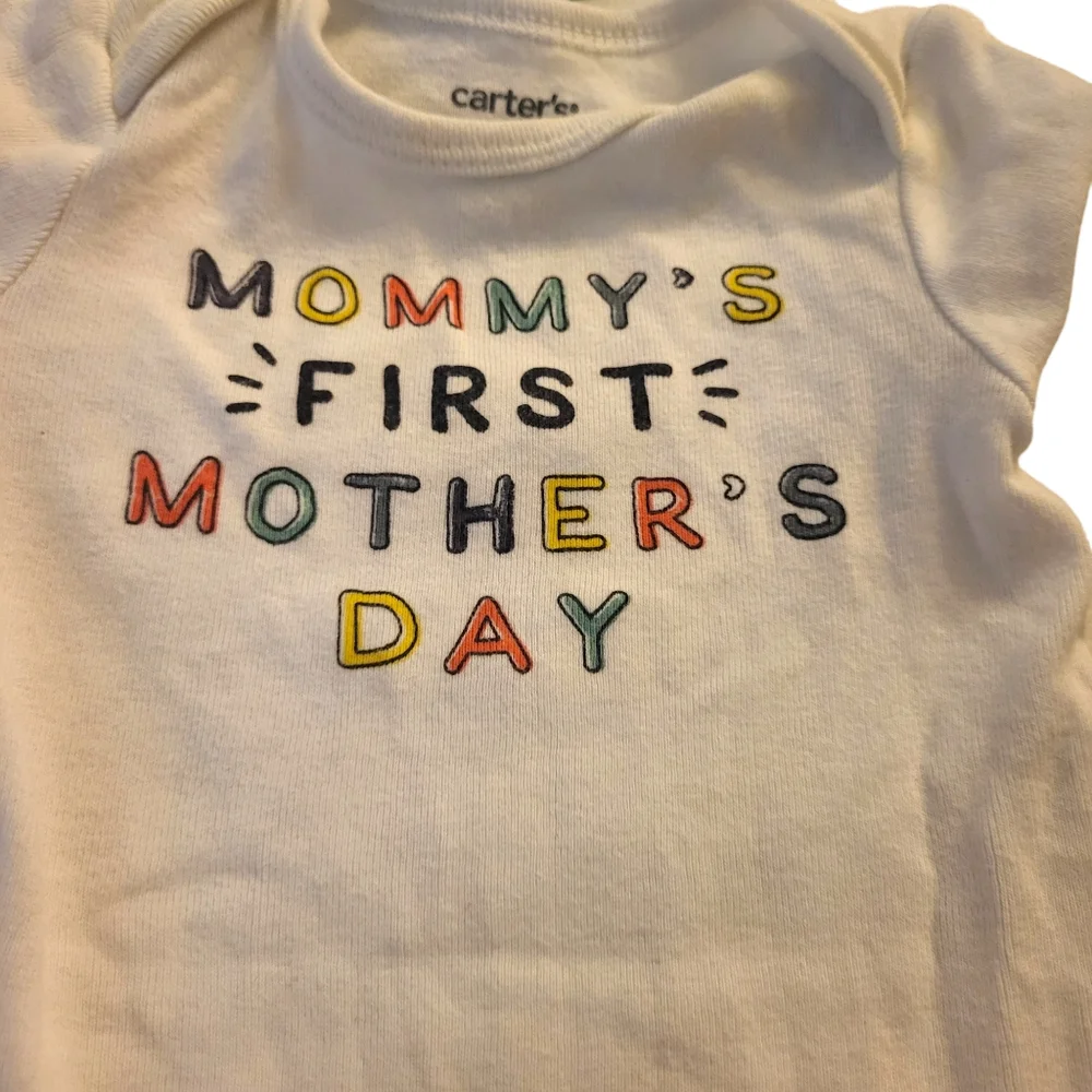 ⚠️SOLD⚠️Lot Of 8 Baby Boy Onesies Size Newborn - Picture 9 of 11